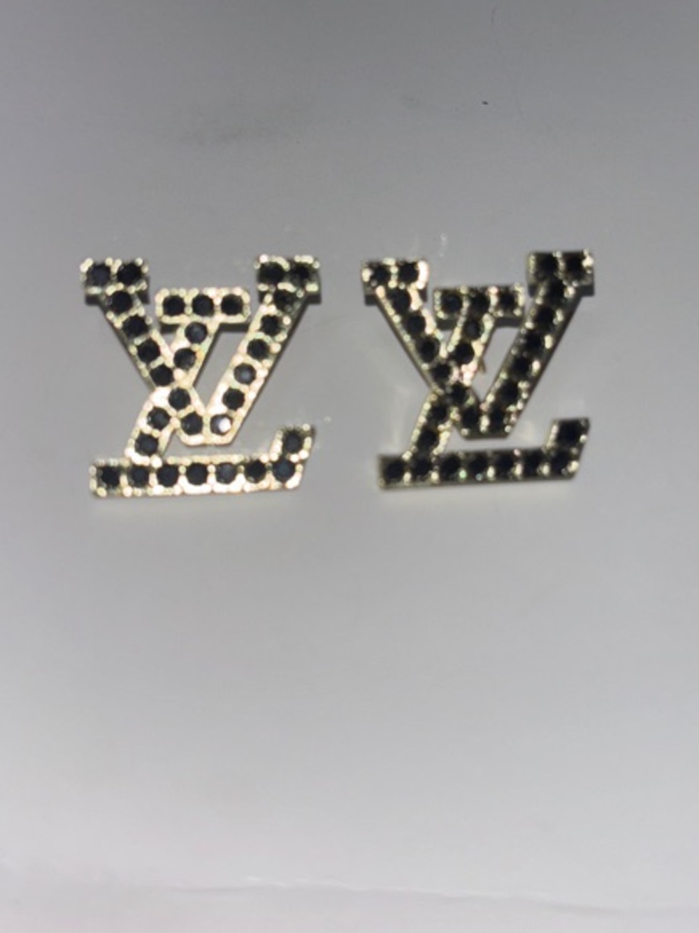 Fashion Jewelry Gold and Black LV Logo Stud Earrings